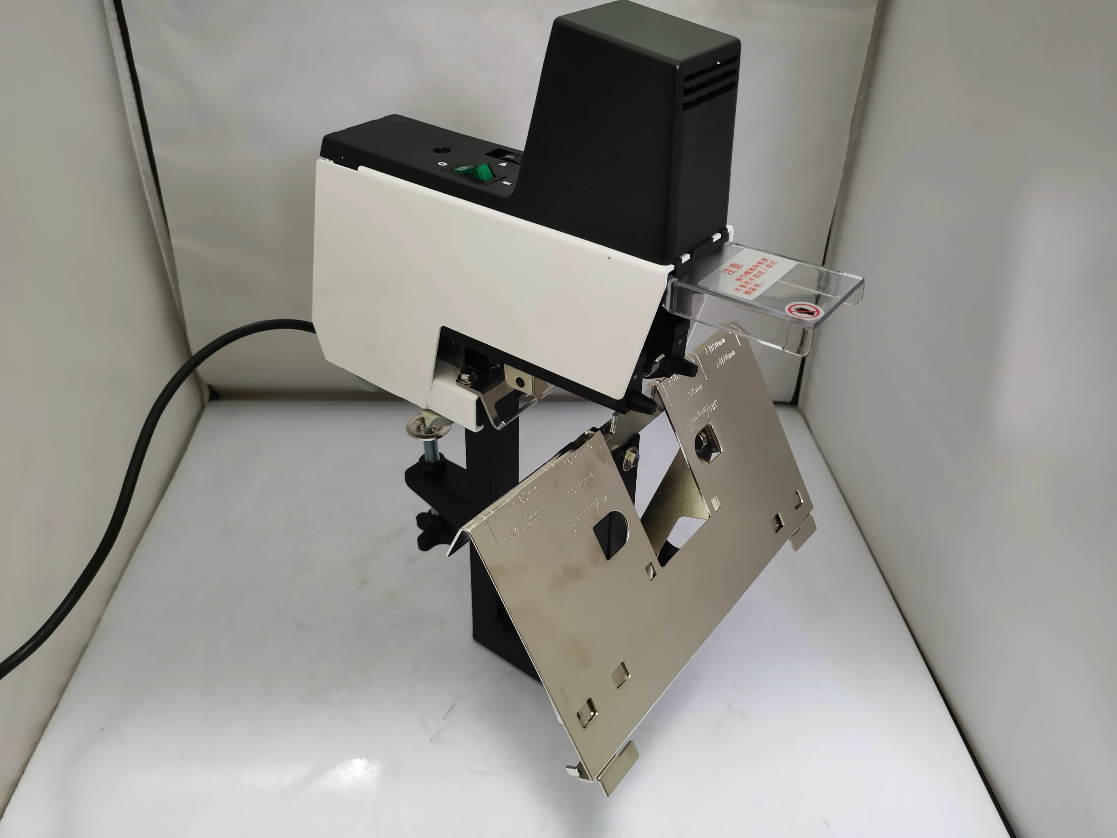 Electric Stapler Heavy - 106 Hochleistungs-Elektro-Heft-/Sattelstichgeräte, doppelter Hochleistungshefter, Sattelstich, automatischer